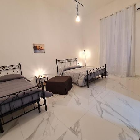 Lumacors House Bed and Breakfast Napels Buitenkant foto