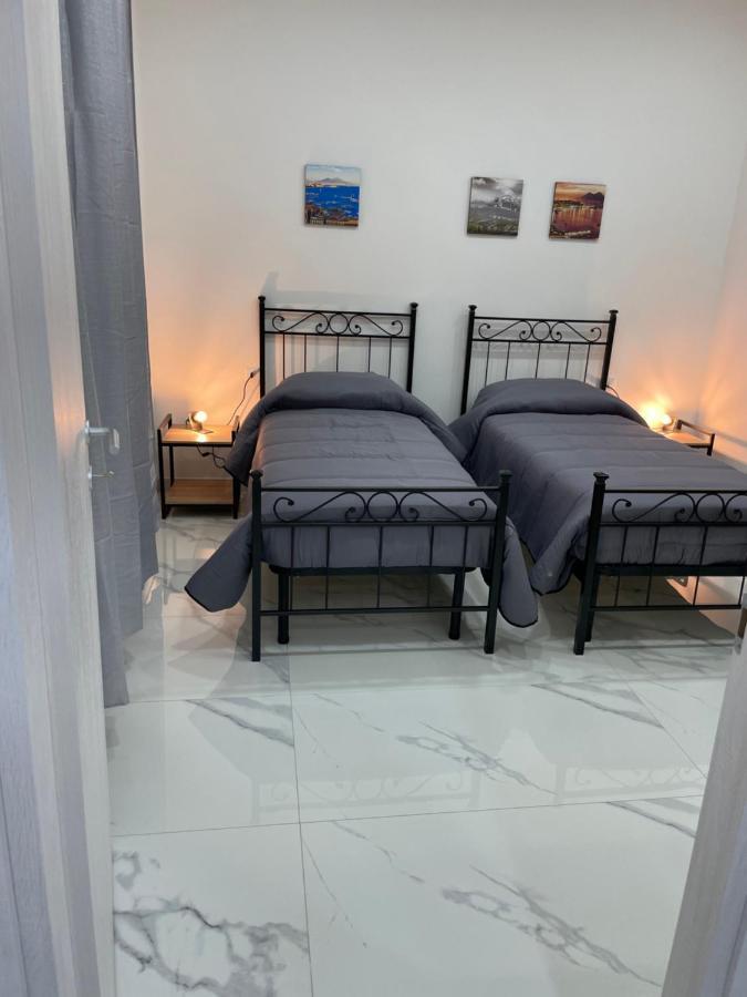 Lumacors House Bed and Breakfast Napels Buitenkant foto