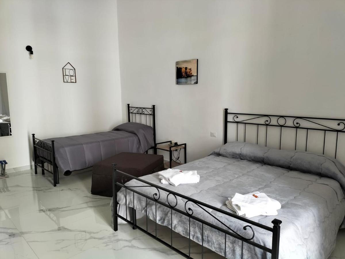 Lumacors House Bed and Breakfast Napels Buitenkant foto